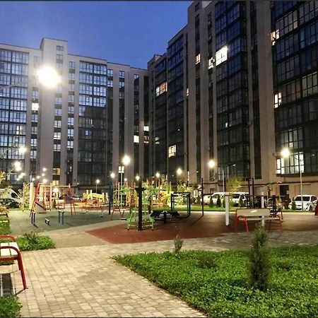 Apartment New Building In Center دنيبروبيتروفسك المظهر الخارجي الصورة
