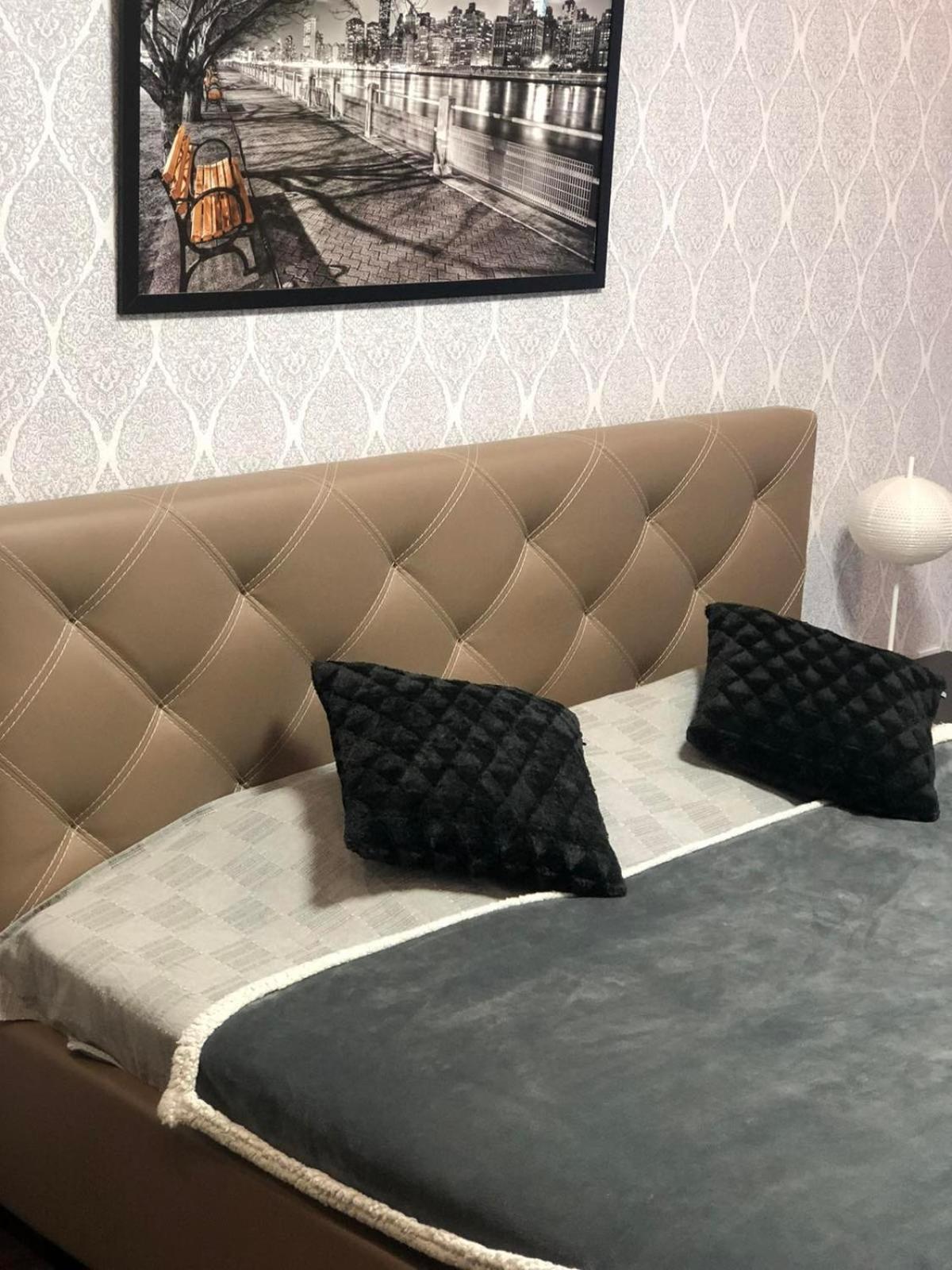 Apartment New Building In Center دنيبروبيتروفسك المظهر الخارجي الصورة