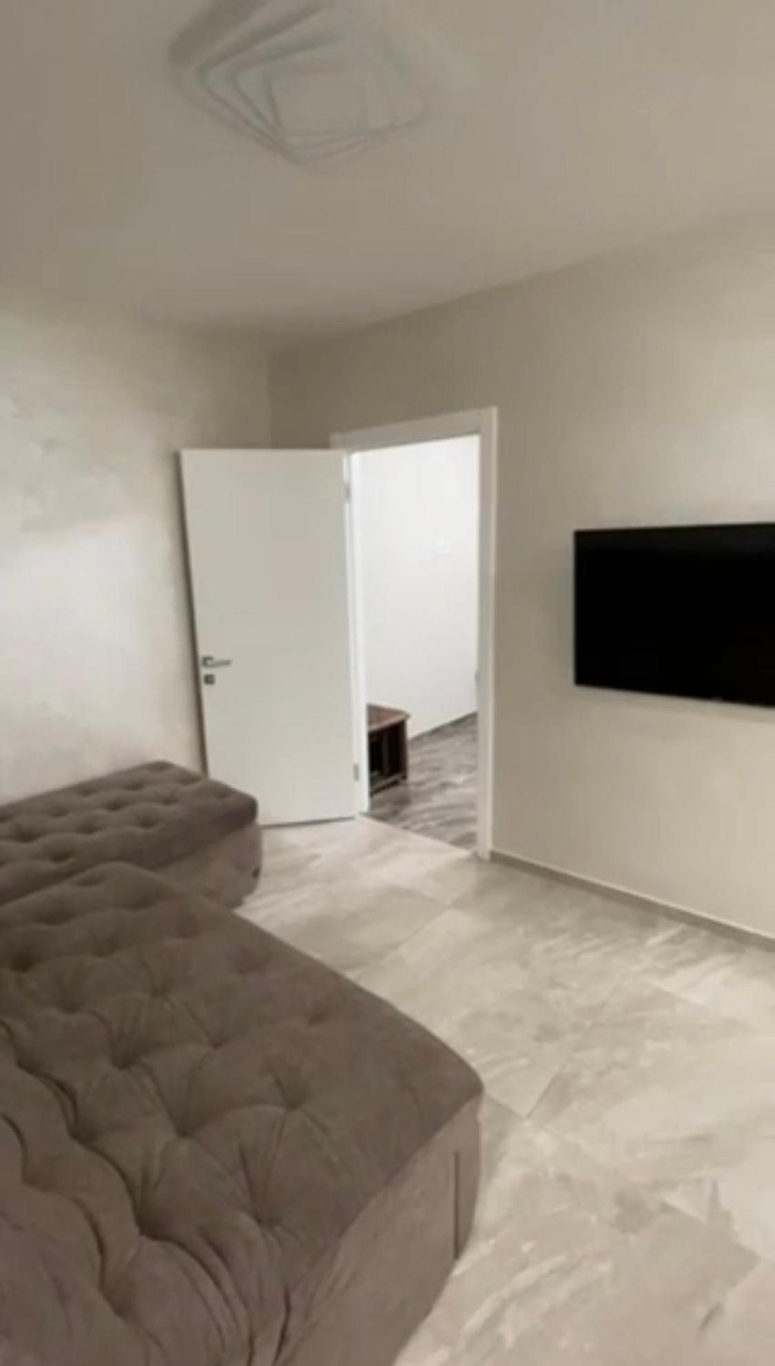 Apartment New Building In Center دنيبروبيتروفسك المظهر الخارجي الصورة