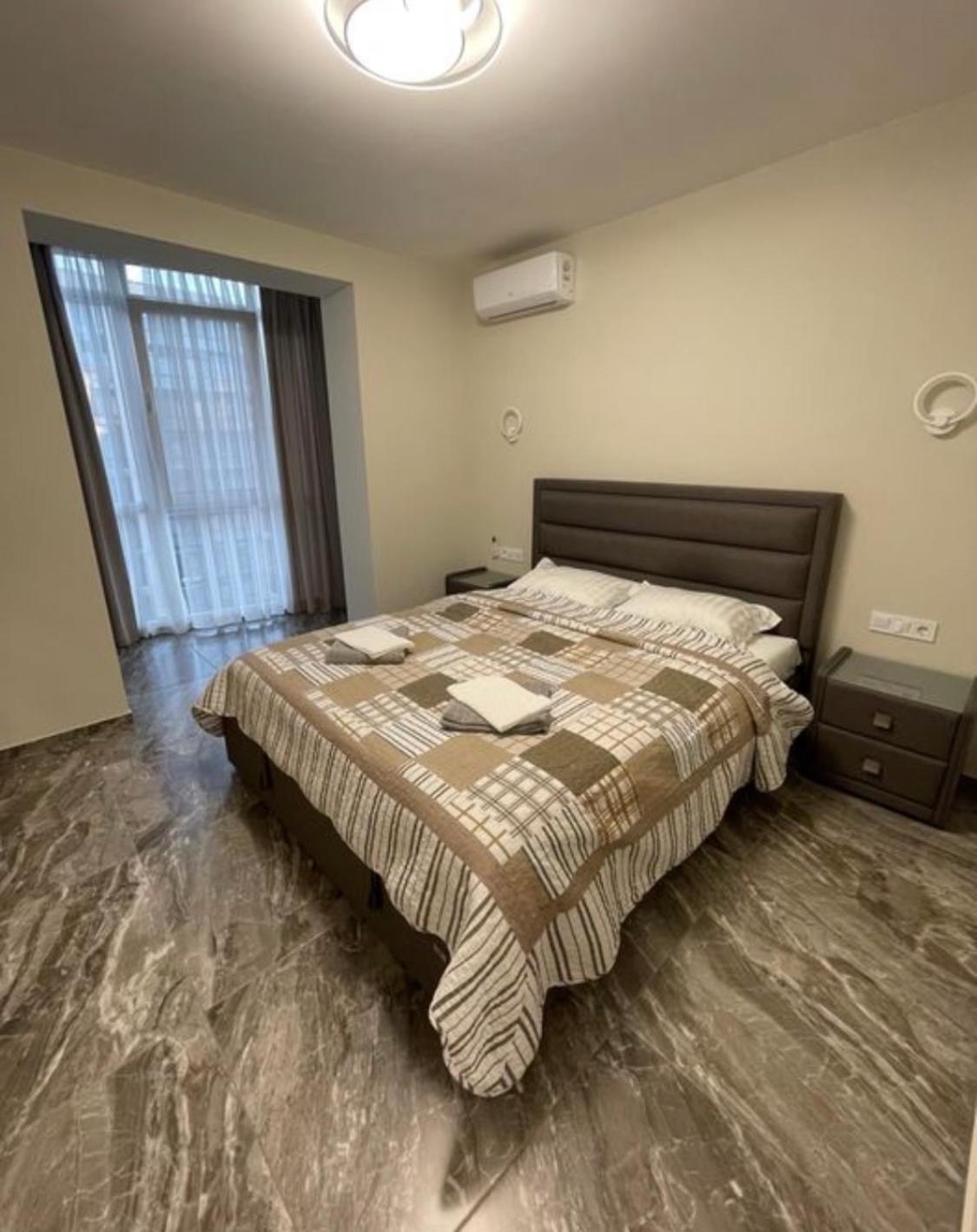 Apartment New Building In Center دنيبروبيتروفسك المظهر الخارجي الصورة